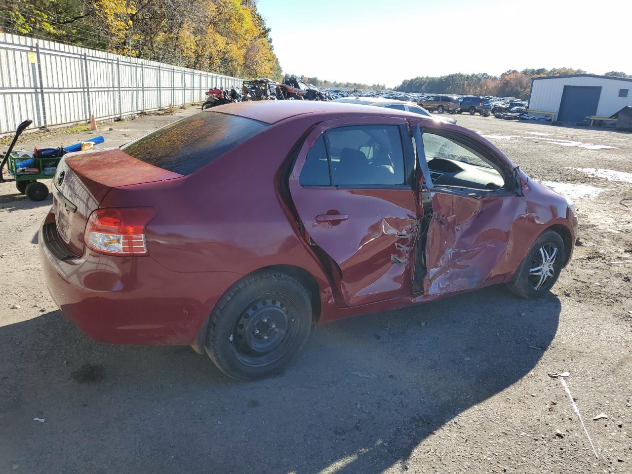 Obraz 3 z 2009 TOYOTA YARIS  2009 z VIN JTDBT903791319840