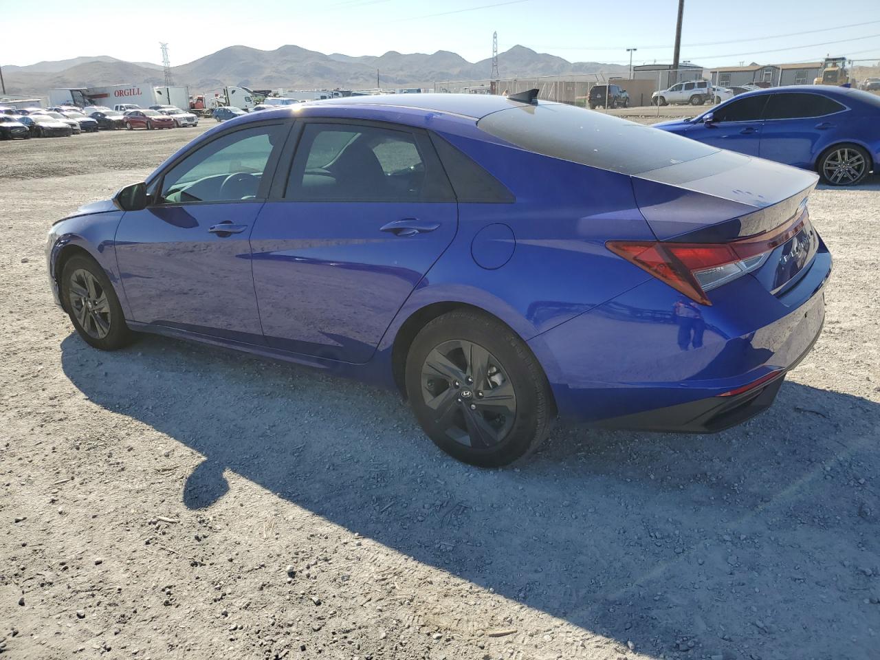 Изображение 2 2023 HYUNDAI ELANTRA SEL 2023 с VIN KMHLM4AG4PU594949