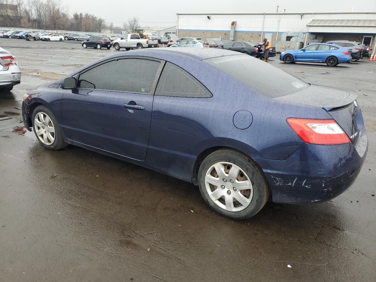 Изображение 2 2010 HONDA CIVIC LX 2010 с VIN 2HGFG1B68AH515212