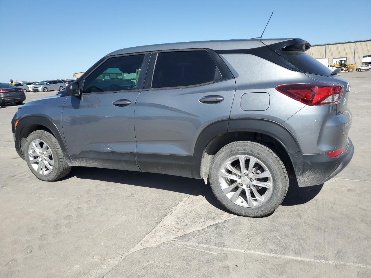 Image 2 of Chevrolet Trailblazer Ls 2021 with VIN KL79MMS20MB013176