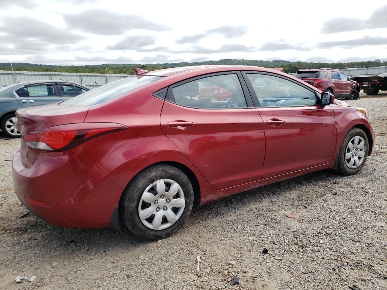 Obraz 3 z 2016 HYUNDAI ELANTRA SE 2016 z VIN 5NPDH4AE6GH667406