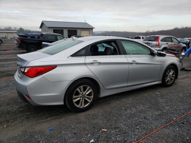 Obraz 3 z 2014 HYUNDAI SONATA GLS 2014 z VIN 5NPEB4AC3EH842440