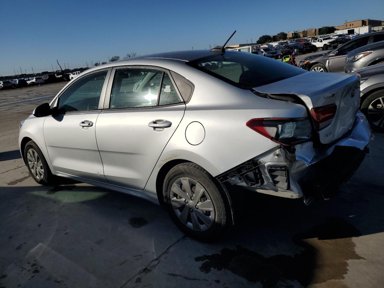Изображение 2 2019 KIA RIO S 2019 с VIN 3KPA24AB6KE211266