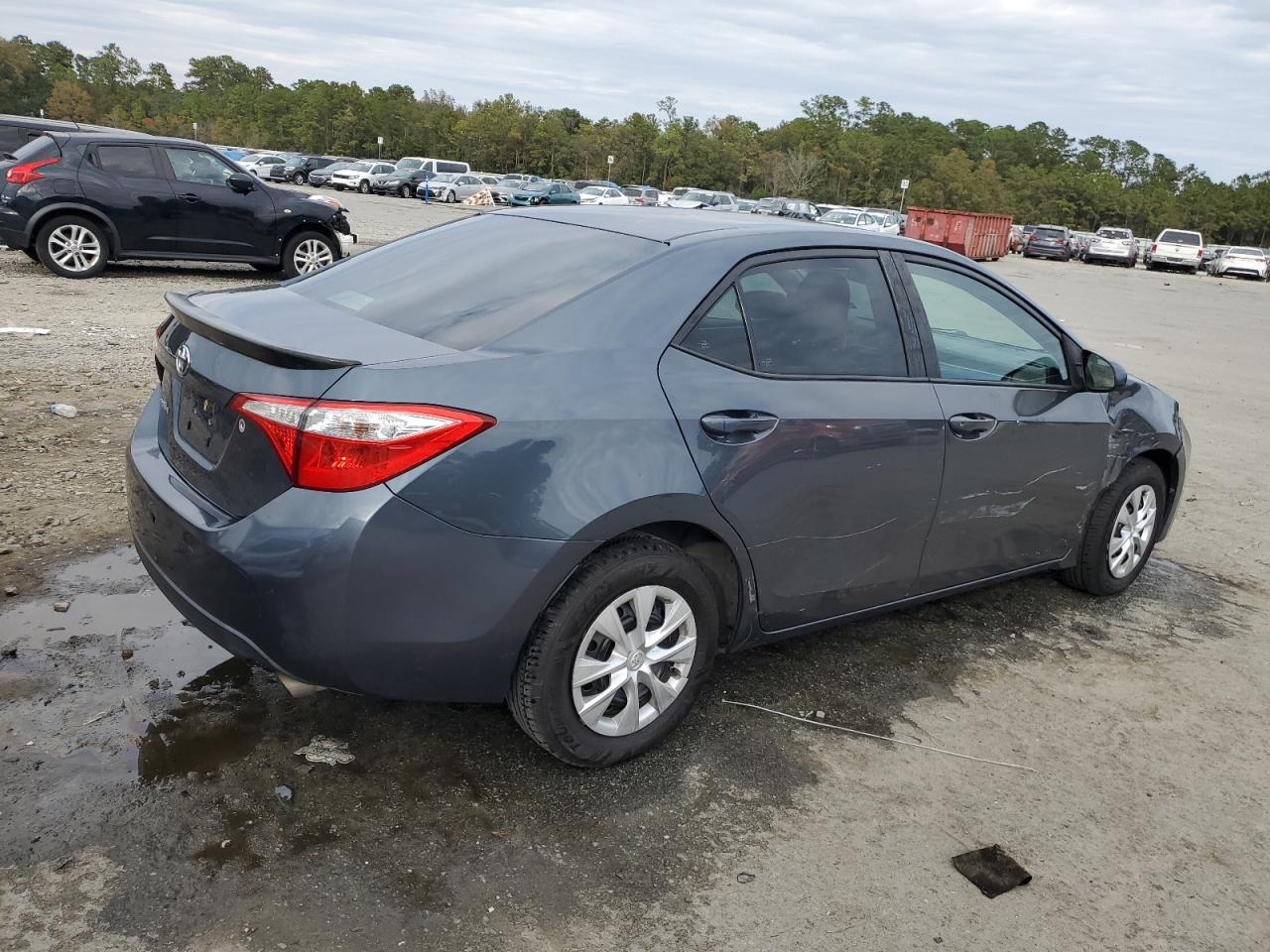 Image 3 of 2015 TOYOTA COROLLA L 2015 with VIN 2T1BURHE9FC321440