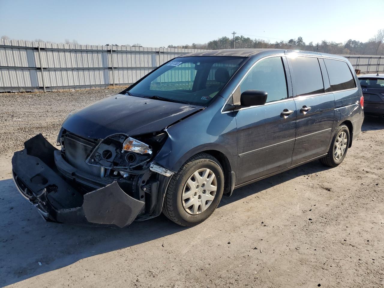 Изображение 1 2010 HONDA ODYSSEY LX 2010 с VIN 5FNRL3H23AB098076