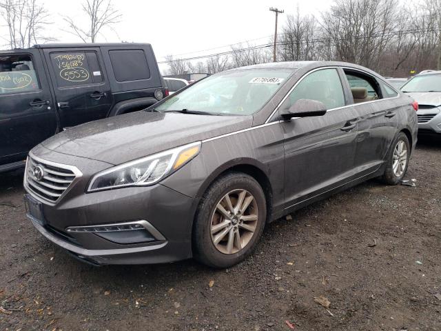 Image 1 of 2015 HYUNDAI SONATA SE 2015 with VIN 5NPE24AF7FH121811