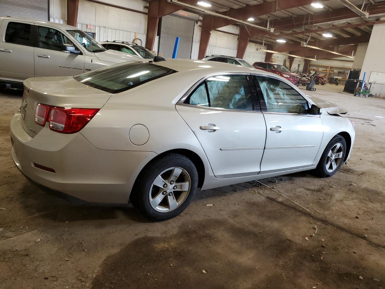Изображение 3 2014 CHEVROLET MALIBU LS 2014 с VIN 1G11B5SL1EF168116