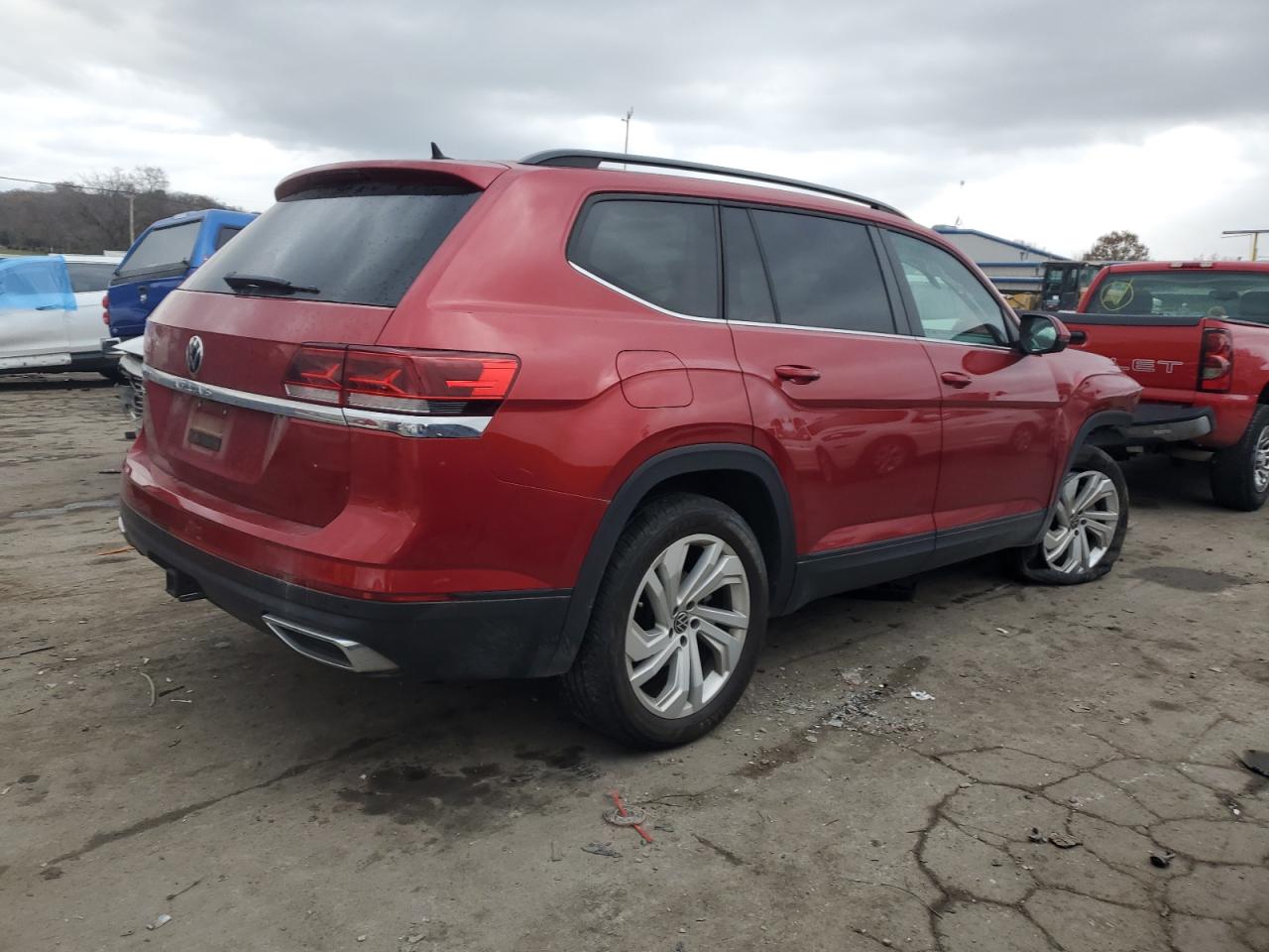 Image 3 of 2021 VOLKSWAGEN ATLAS SE 2021 with VIN 1V2JR2CA1MC538154
