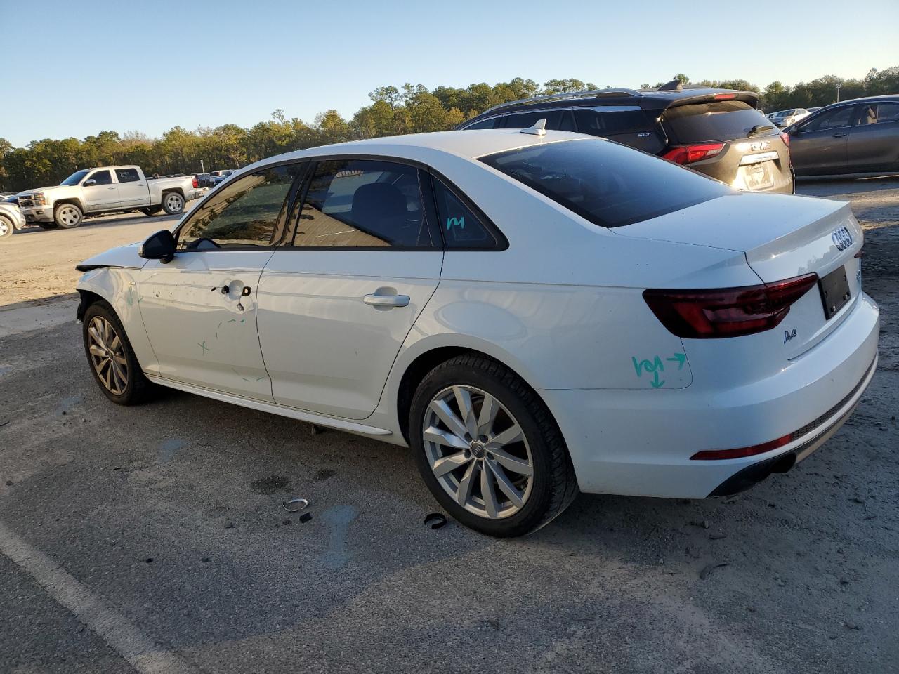 Obraz 2 z 2018 AUDI A4 PREMIUM 2018 z VIN WAUKMAF4XJA125089