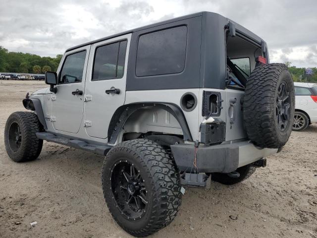 Image 2 of 2010 JEEP WRANGLER UNLIMITED SAHARA 2010 with VIN 1J4HA5H12AL195250
