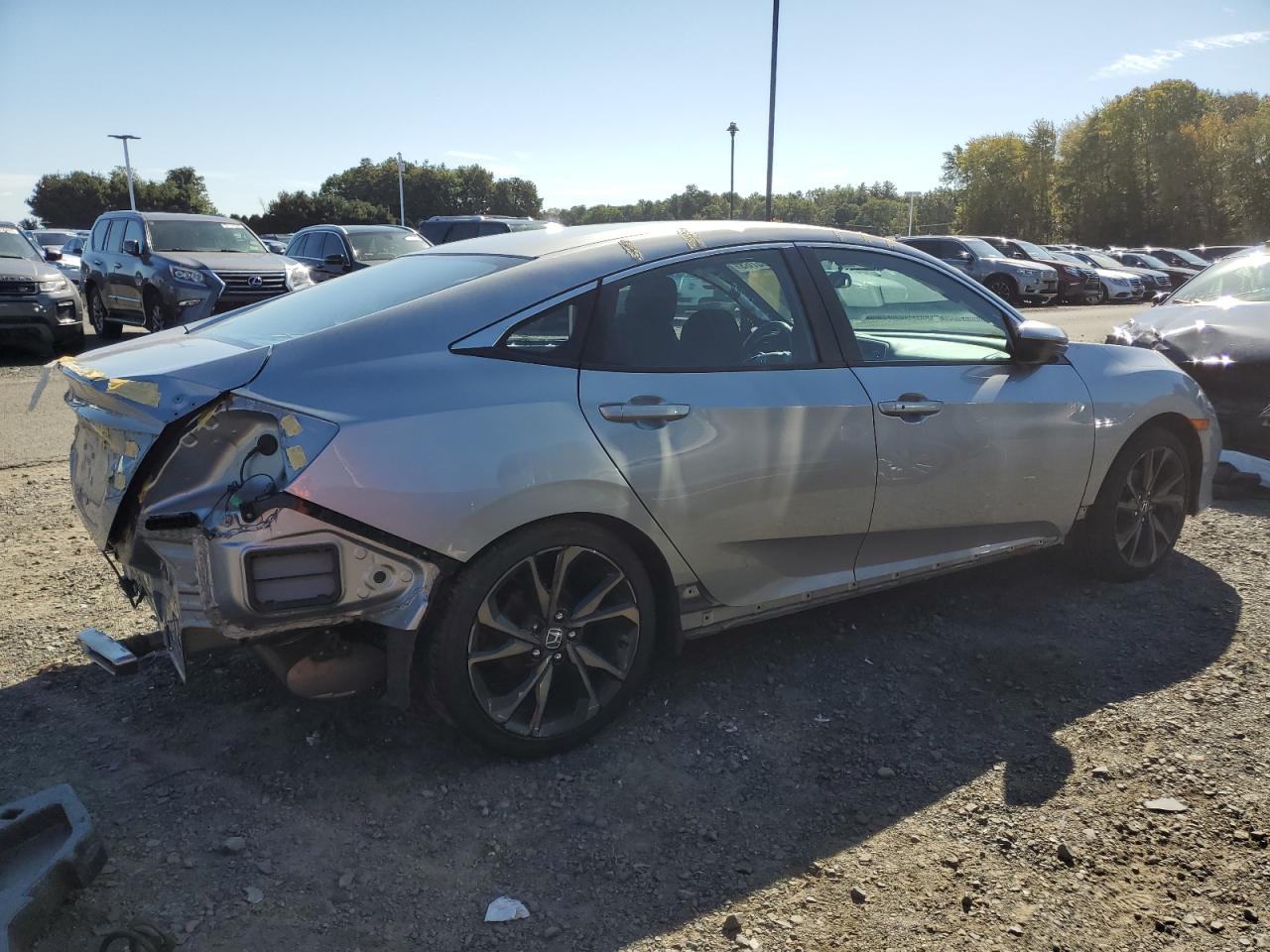 Image 3 of 2019 HONDA CIVIC SPORT 2019 with VIN 19XFC2F80KE201112