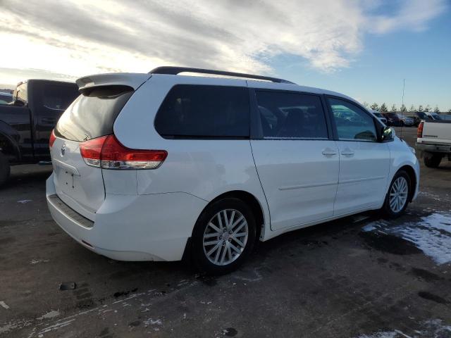 Image 3 of 2013 TOYOTA SIENNA LE 2013 with VIN 5TDKK3DC7DS305975