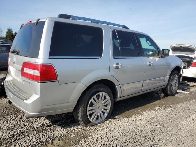 Изображение 3 2010 LINCOLN NAVIGATOR  2010 с VIN 5LMJJ2J57AEJ03730