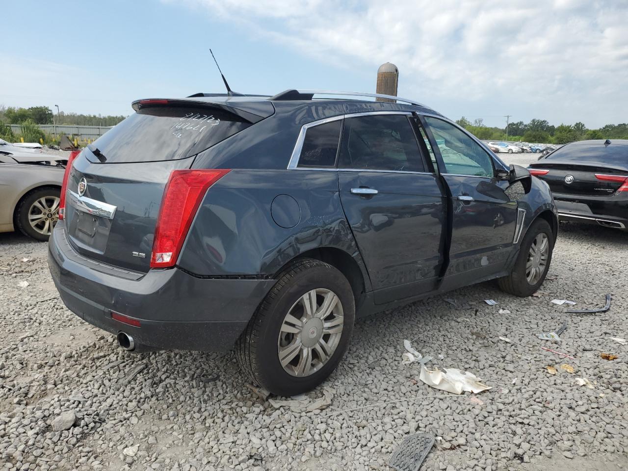 Image 3 of Cadillac Srx Luxury Collection 2013 with VIN 3GYFNCE35DS581102