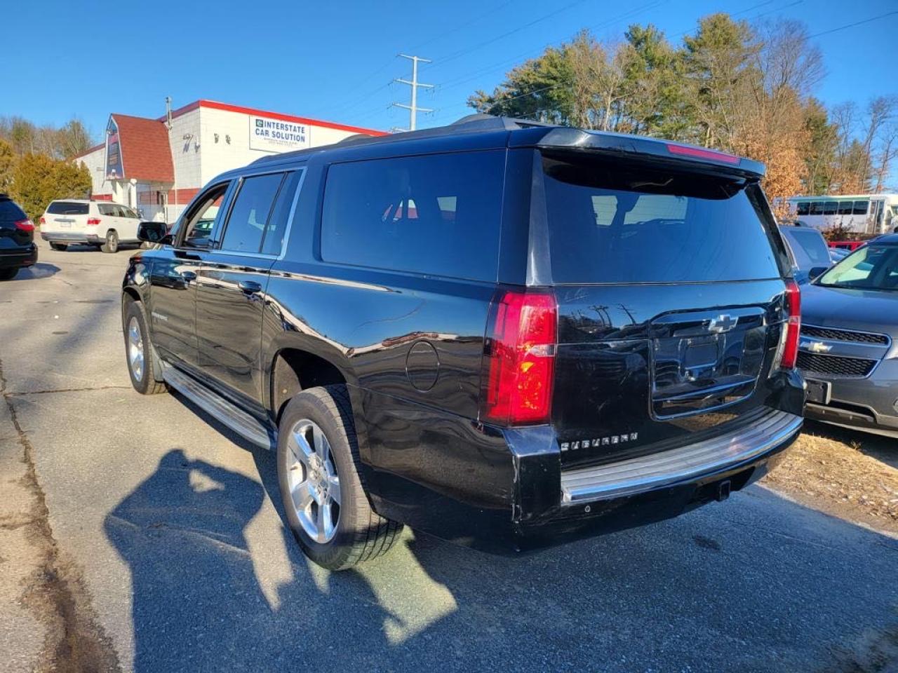 Obraz 3 z 2016 CHEVROLET SUBURBAN K1500 LT 2016 z VIN 1GNSKHKC9GR112396