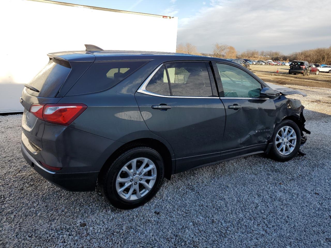 Obraz 3 z 2019 CHEVROLET EQUINOX LT 2019 z VIN 3GNAXJEV2KS598055