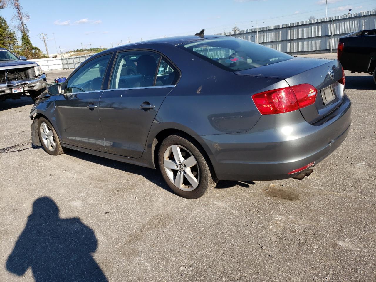 Image 2 of 2013 VOLKSWAGEN JETTA TDI 2013 with VIN 3VWLL7AJ3DM245086