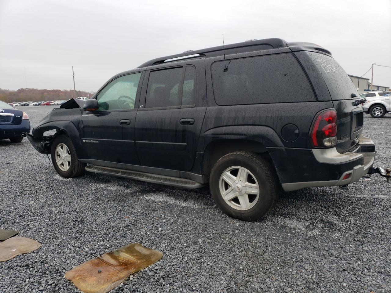 Image 2 of 2003 CHEVROLET TRAILBLAZER EXT 2003 with VIN 1GNET16S336133534