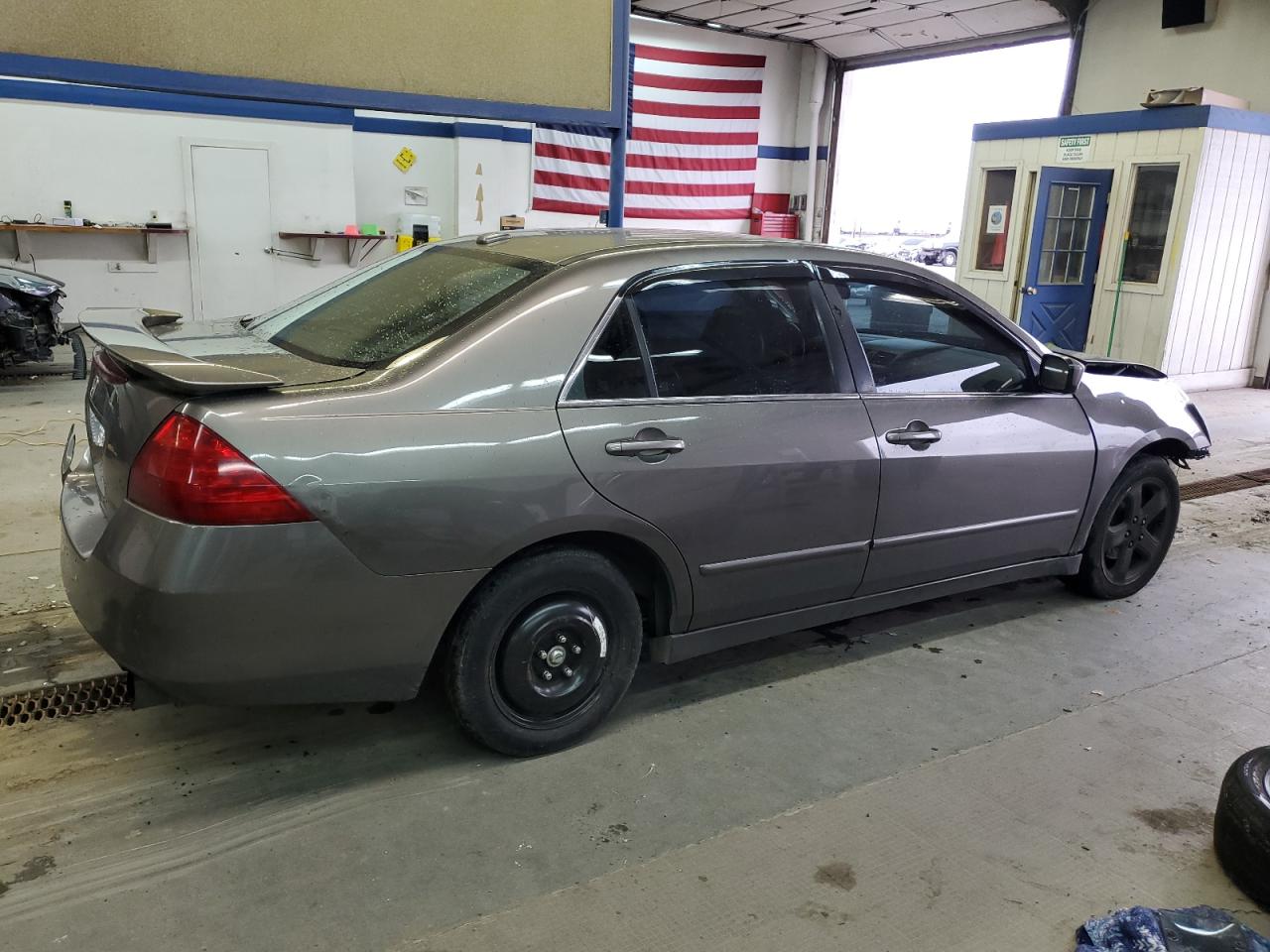 Image 3 of 2006 HONDA ACCORD EX 2006 with VIN 1HGCM65506A006619