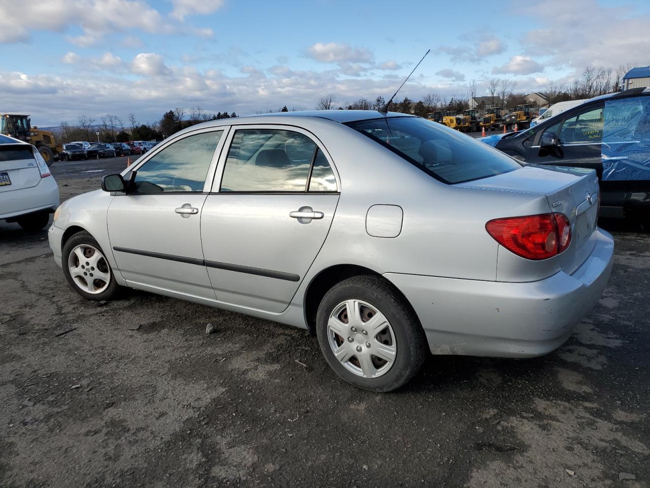 Image 2 of 2007 TOYOTA COROLLA CE 2007 with VIN 2T1BR32E57C804853