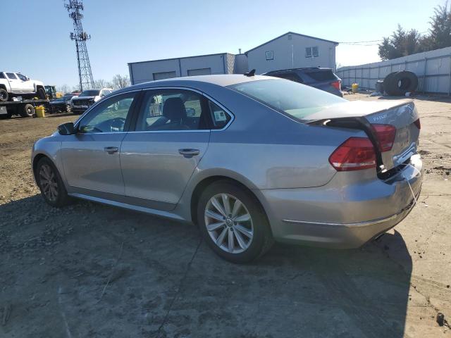 Image 2 of 2013 VOLKSWAGEN PASSAT SEL 2013 with VIN 1VWCP7A39DC137370