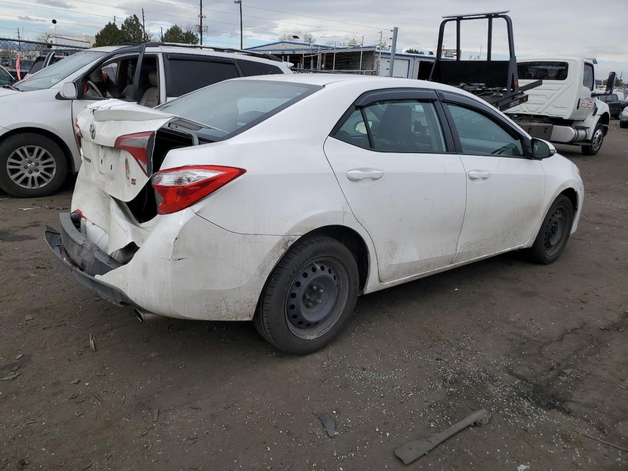 Obraz 3 z 2016 TOYOTA COROLLA L 2016 z VIN 5YFBURHE2GP397986