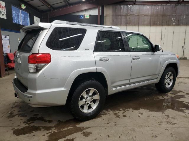 Obraz 3 z 2010 TOYOTA 4RUNNER SR5 2010 z VIN JTEBU5JR4A5009503