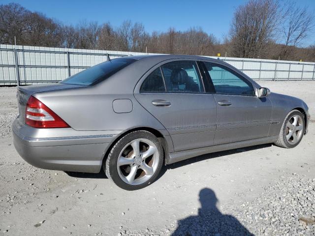 Obraz 3 z 2006 MERCEDES-BENZ C 230 2006 z VIN WDBRF52H26F768377