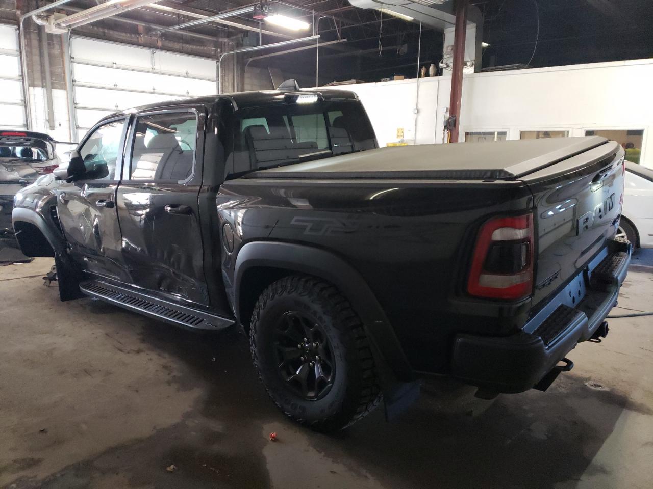 Obraz 2 z 2023 RAM 1500 TRX 2023 z VIN 1C6SRFU92PN509960