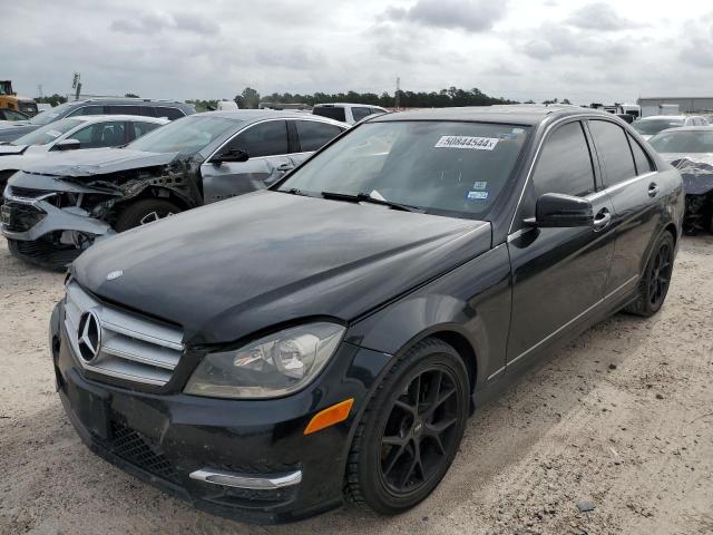 Obraz 1 z 2013 MERCEDES-BENZ C 250 2013 z VIN WDDGF4HB9DA833408