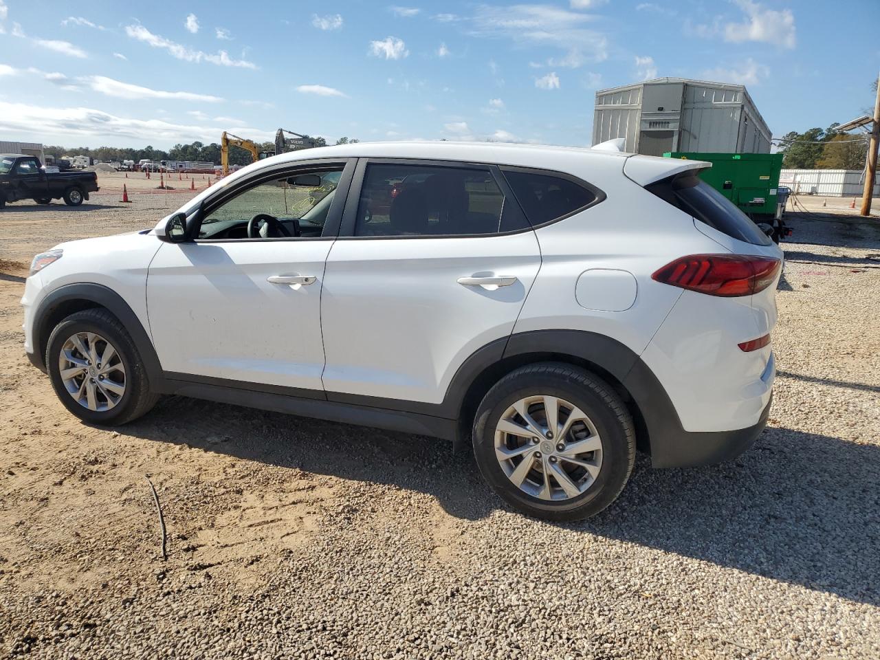 Image 2 of 2019 HYUNDAI TUCSON SE 2019 with VIN KM8J23A45KU933336