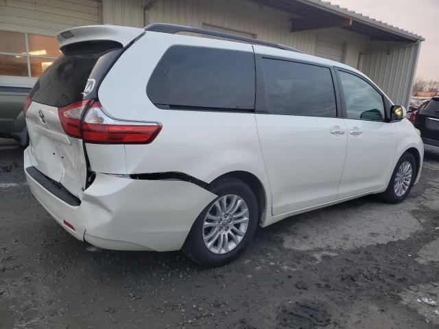 Image 3 of 2015 TOYOTA SIENNA XLE 2015 with VIN 5TDYK3DC7FS619915