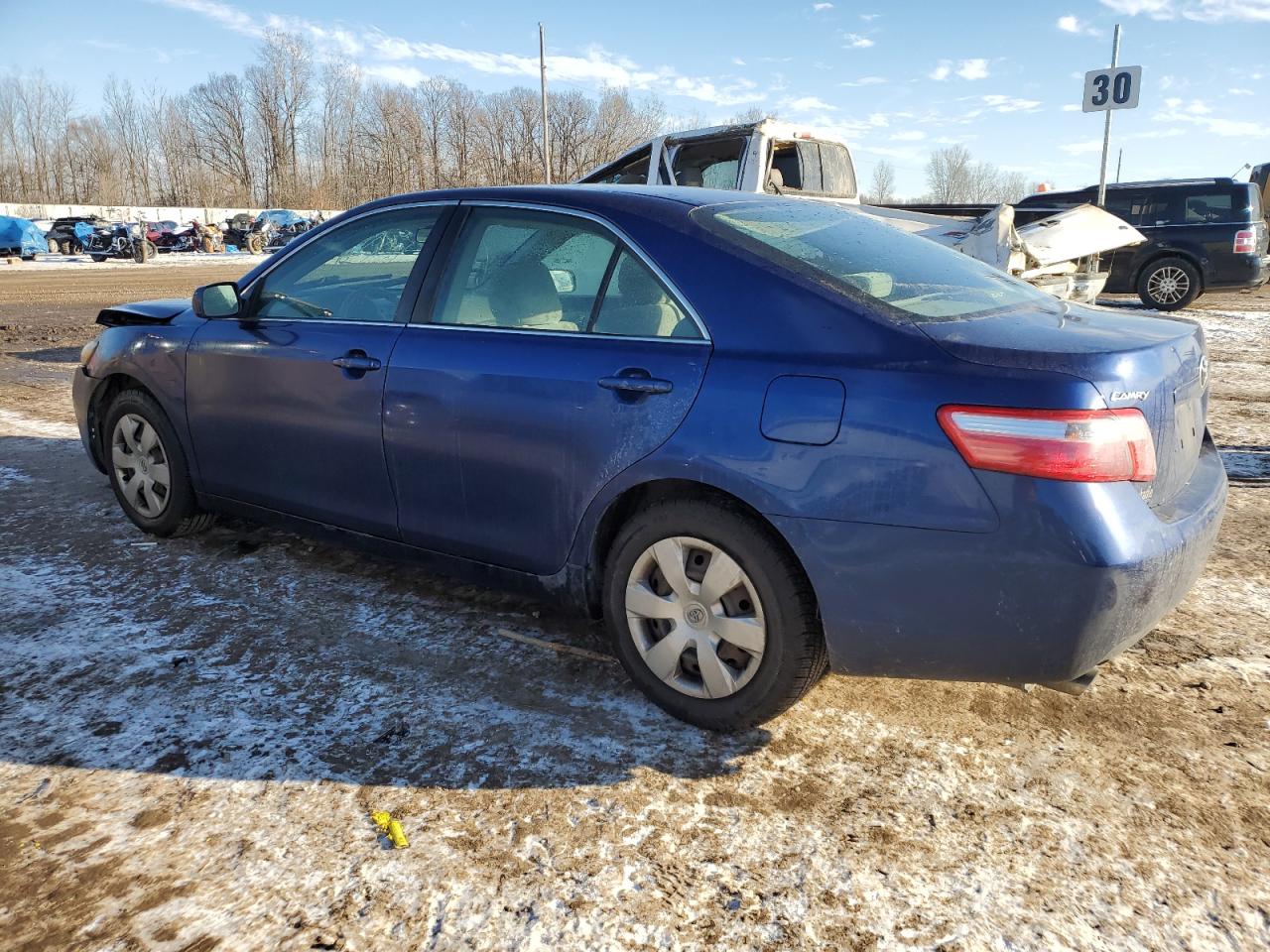 Image 2 of 2009 TOYOTA CAMRY SE 2009 with VIN 4T1BK46KX9U090763