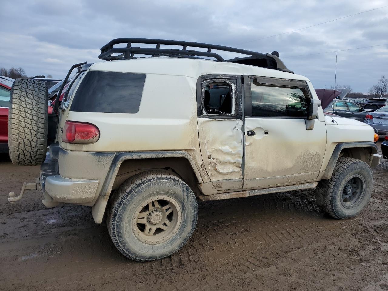Изображение 3 2010 TOYOTA FJ CRUISER  2010 с VIN JTEBU4BF7AK093462
