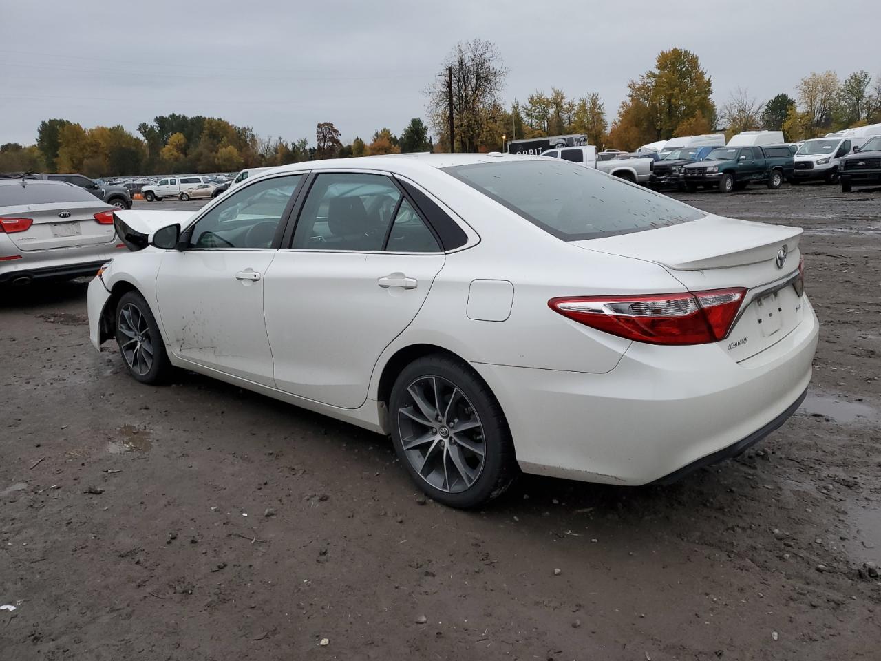 Изображение 2 2017 TOYOTA CAMRY LE 2017 с VIN 4T1BF1FK5HU369510