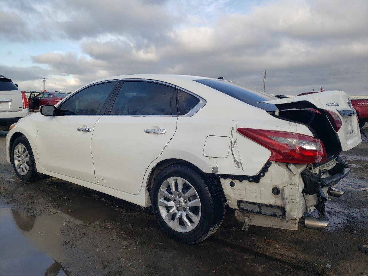 Image 2 of 2018 NISSAN ALTIMA 2.5 2018 with VIN 1N4AL3AP0JC157543