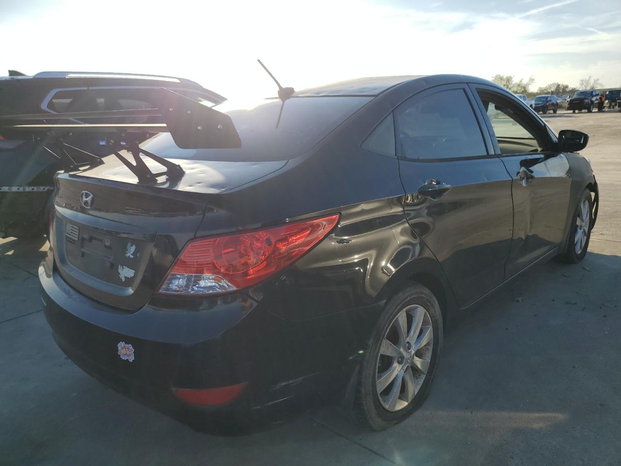 Image 3 of 2013 HYUNDAI ACCENT GLS 2013 with VIN KMHCU4AE2DU351635