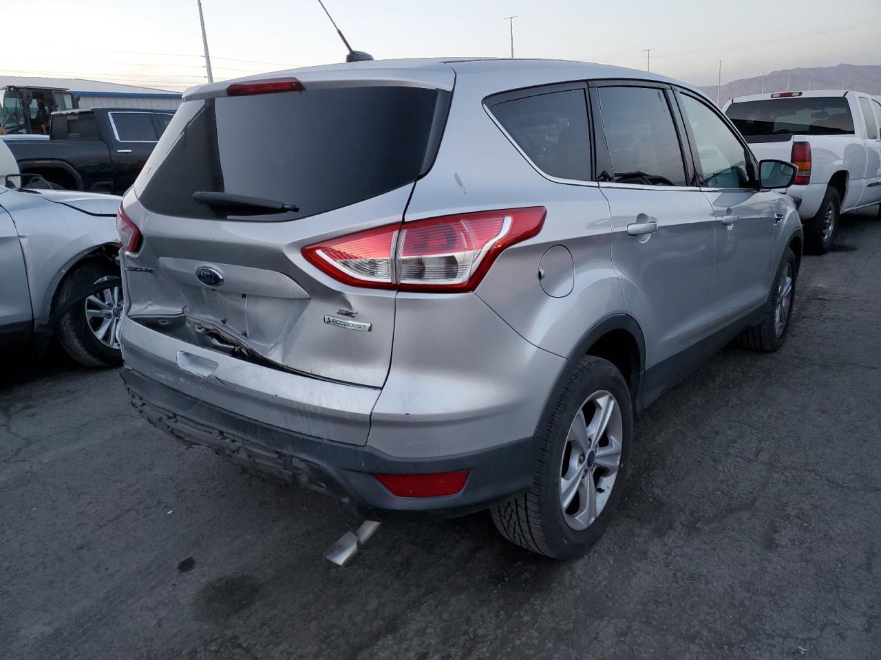 Image 3 of 2013 FORD ESCAPE SE 2013 with VIN 1FMCU0GX0DUD92511