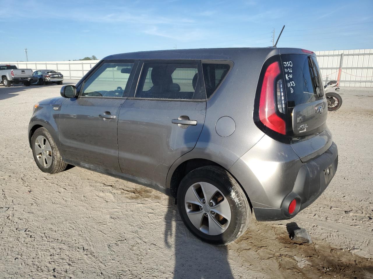 Изображение 2 2014 KIA SOUL  2014 с VIN KNDJN2A2XE7041123