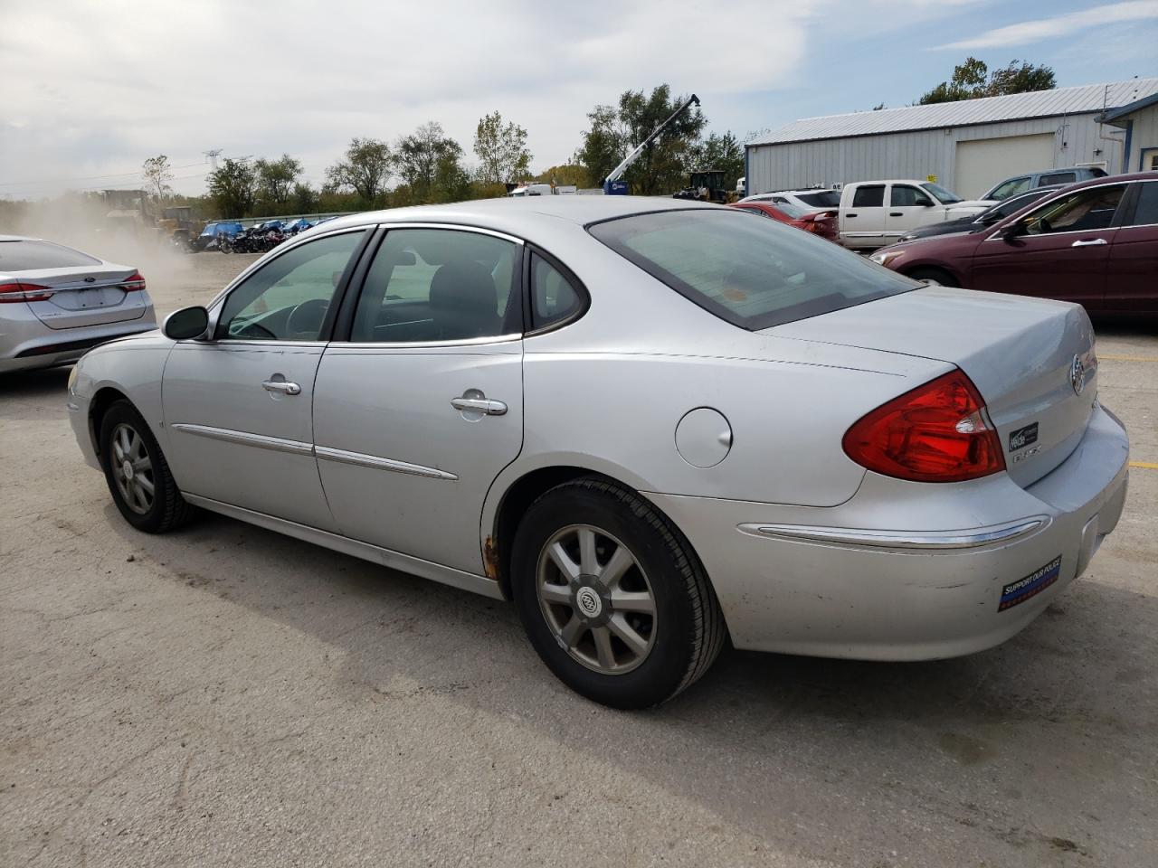 Изображение 2 Buick Lacrosse Cxl 2009 с VIN 2G4WD582991250769