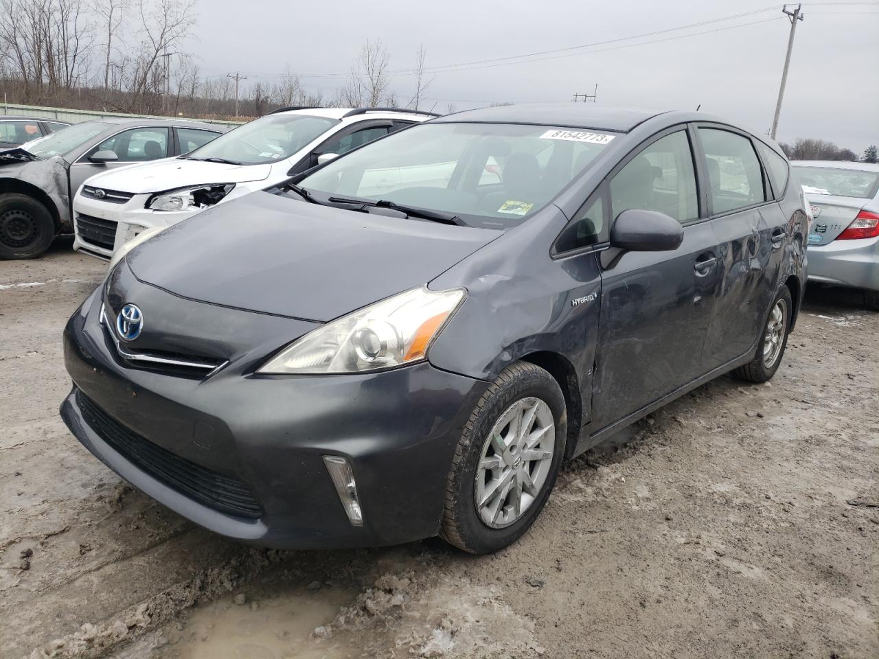 Image 1 of 2014 TOYOTA PRIUS V  2014 with VIN JTDZN3EU1E3335523