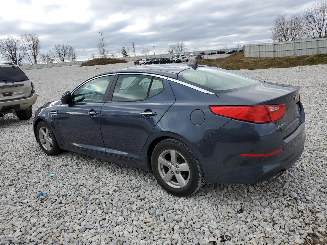 Obraz 2 z 2015 KIA OPTIMA LX 2015 z VIN 5XXGM4A79FG368335