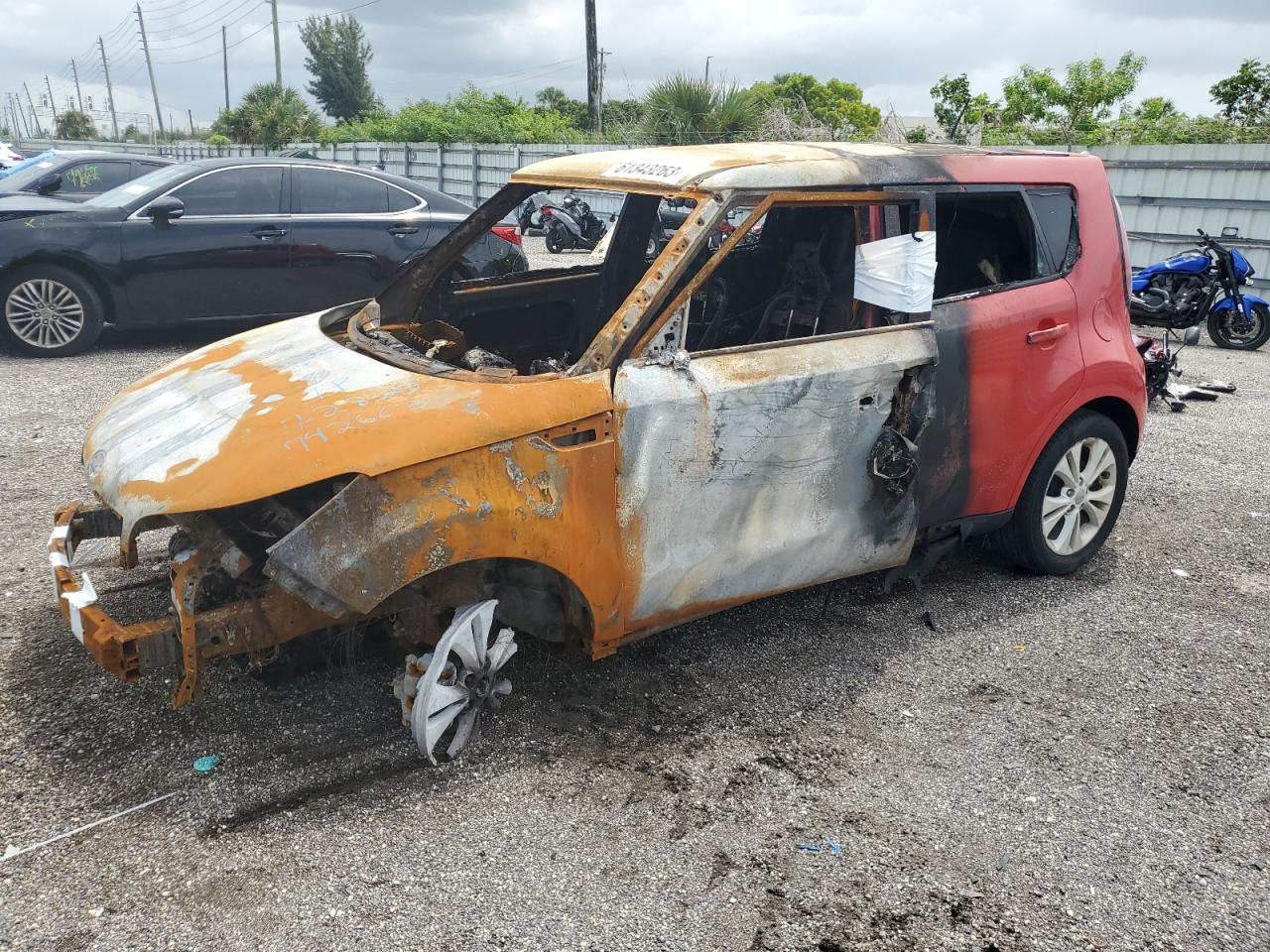 Изображение 1 2014 KIA SOUL + 2014 с VIN KNDJP3A55E7742663
