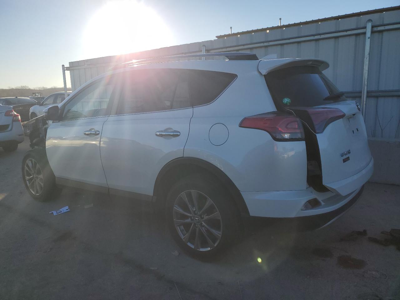 Image 2 of 2018 TOYOTA RAV4 LIMITED 2018 with VIN JTMDFREV6JD244772