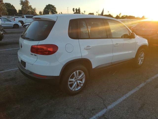 Image 3 of 2012 VOLKSWAGEN TIGUAN S 2012 with VIN WVGAV7AX9CW551633