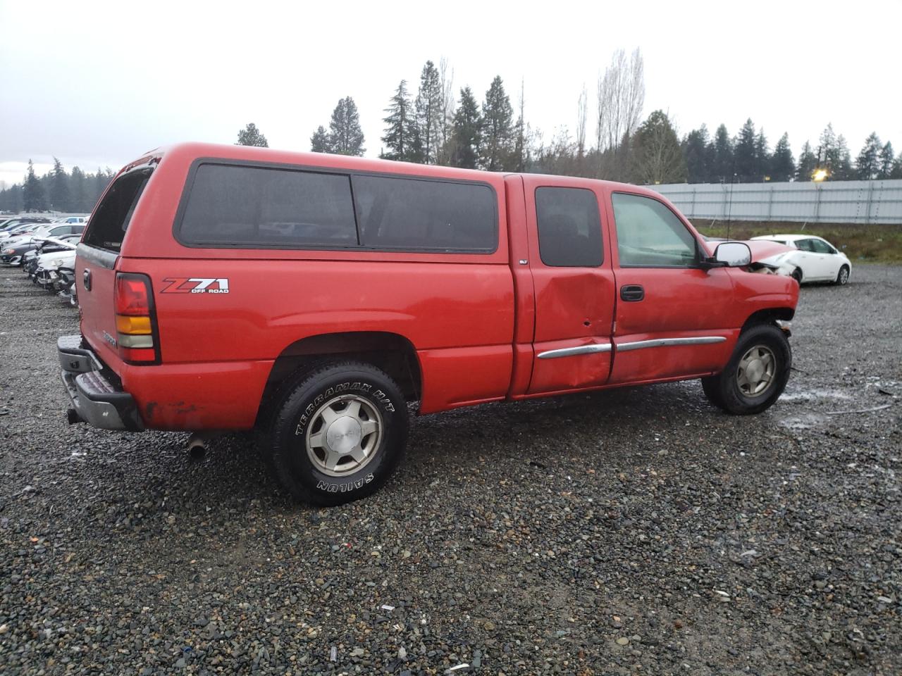 Obraz 3 z 2004 GMC NEW SIERRA K1500 2004 z VIN 2GTEK19T041120099