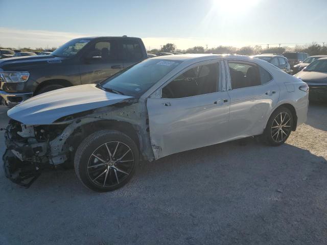 Image 1 of 2022 TOYOTA CAMRY SE 2022 with VIN 4T1G11AK7NU072164