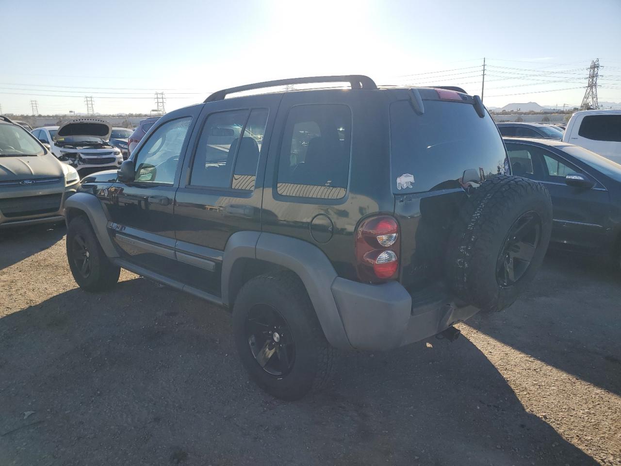 Obraz 2 z 2005 JEEP LIBERTY SPORT 2005 z VIN 1J4GL48K45W713002
