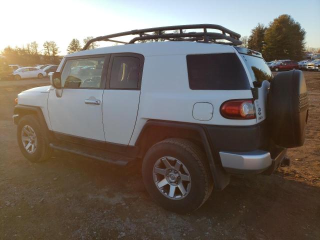 Obraz 2 z 2014 TOYOTA FJ CRUISER  2014 z VIN JTEBU4BF1EK193336