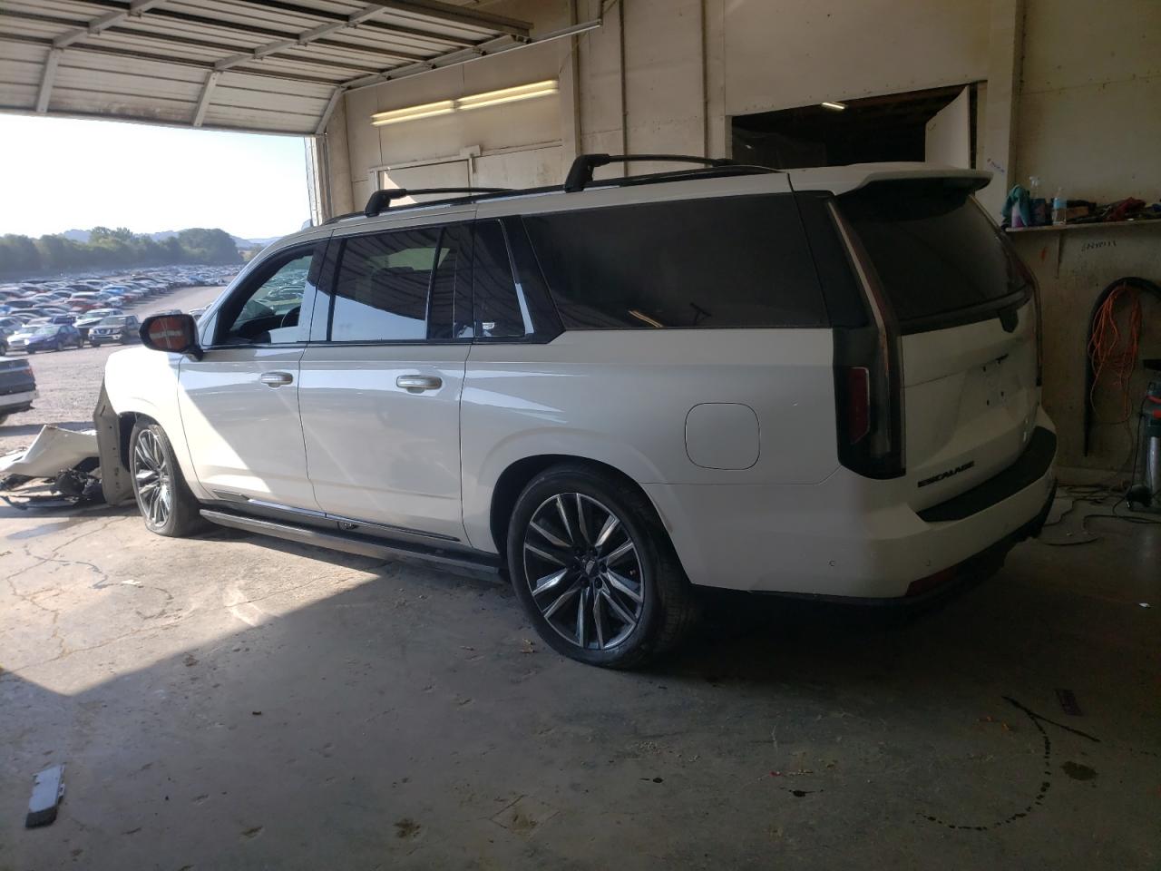 Obraz 2 z Cadillac Escalade Esv Sport Platinum 2021 z VIN 1GYS4RKL7MR302776